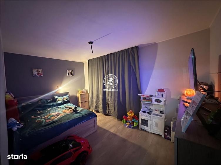 Apartament cu 3 camere semidecomandat în Frumoasa