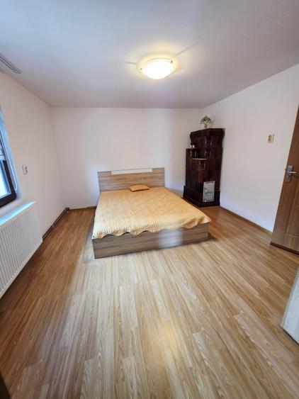 Casă renovată cu 6 camere, teren 557 mp – Berceni, Prahova - 52