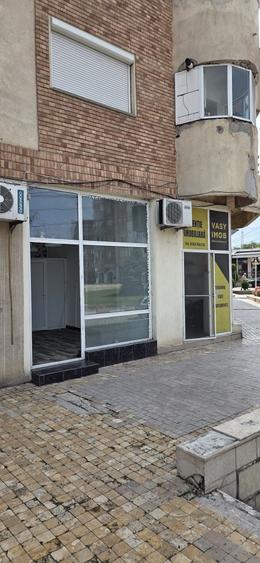 Spațiu comercial, de 19 mp, în Central