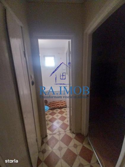 Apartament cu 2 camere decomandat în Vest