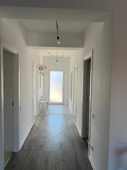 Casă individuală cu 3 camere cu Teren 450 Mp în Dumbrăveni