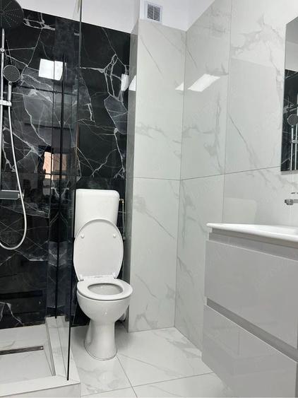 Casă individuală cu 4 camere cu Canalizare în Obor