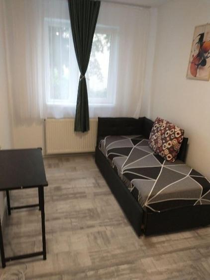 Inchiriez apartament cu 3 camere - 2