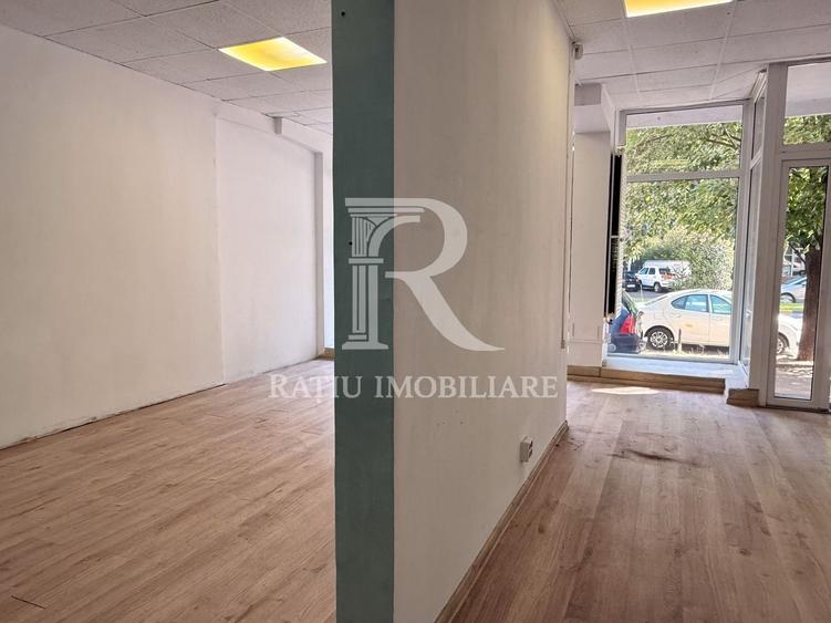 Spațiu comercial, de 120 mp, în Dacia