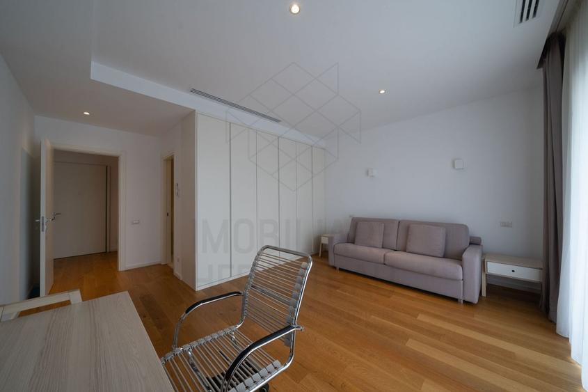 Apartament cu 3 camere decomandat în Herăstrău