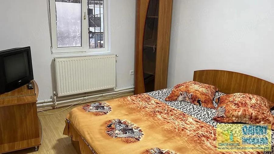 Casă cu 6 camere cu Teren 250 Mp în Cumpăna