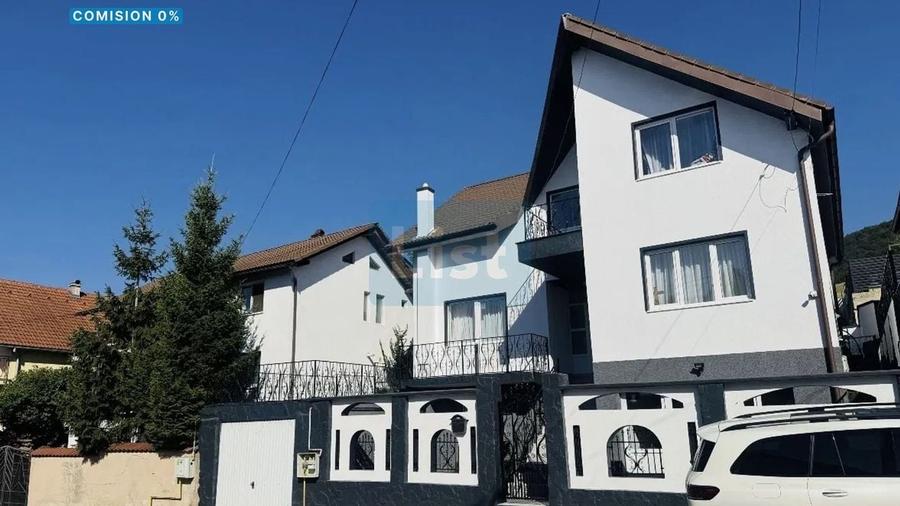 Casa recent renovata Codlea-jud.Brasov - 1