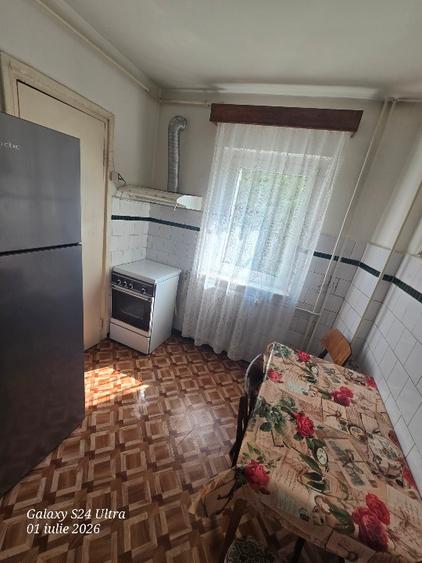 Apartament cu 2 camere decomandat în Prundu