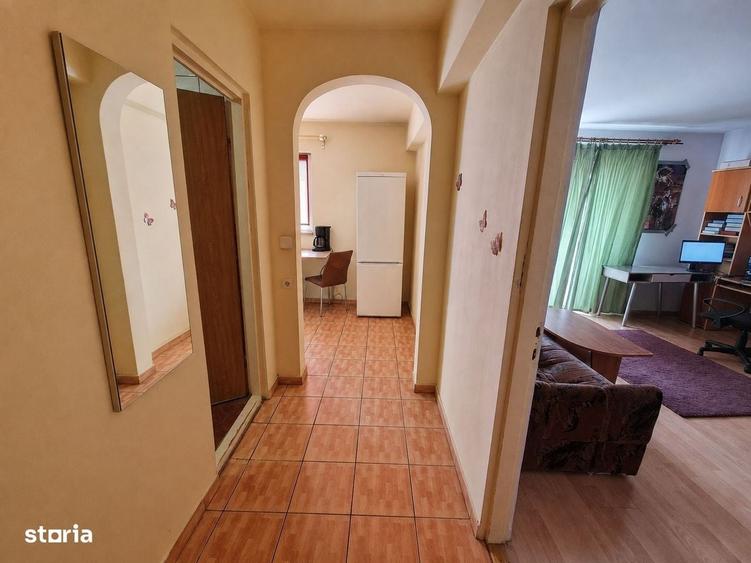 Garsonieră decomandată în Câmpului