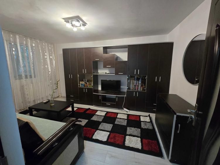 Apartament cu 2 camere decomandat în Lujerului
