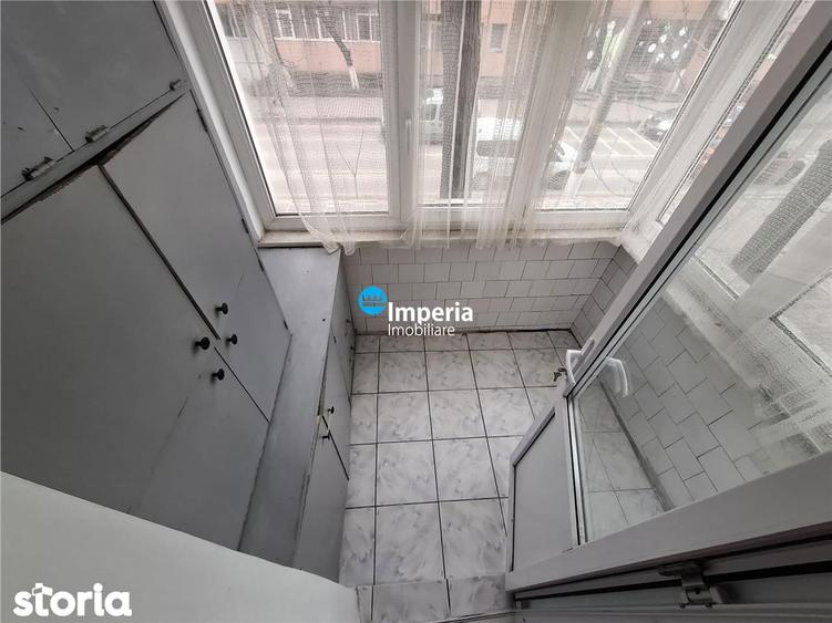 Apartament cu 2 camere decomandat în Galata