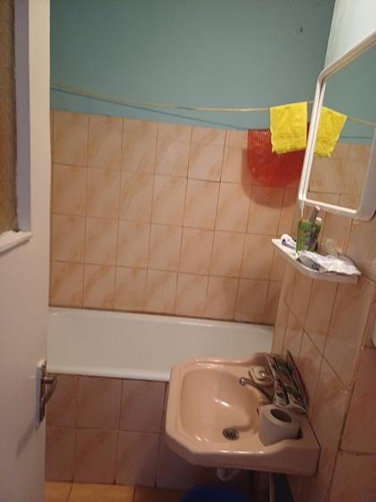 Apartament decomandat în Apusului