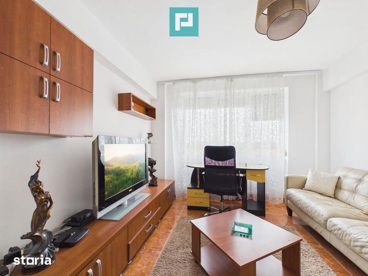 Apartament cu 3 camere, mobilat în Central