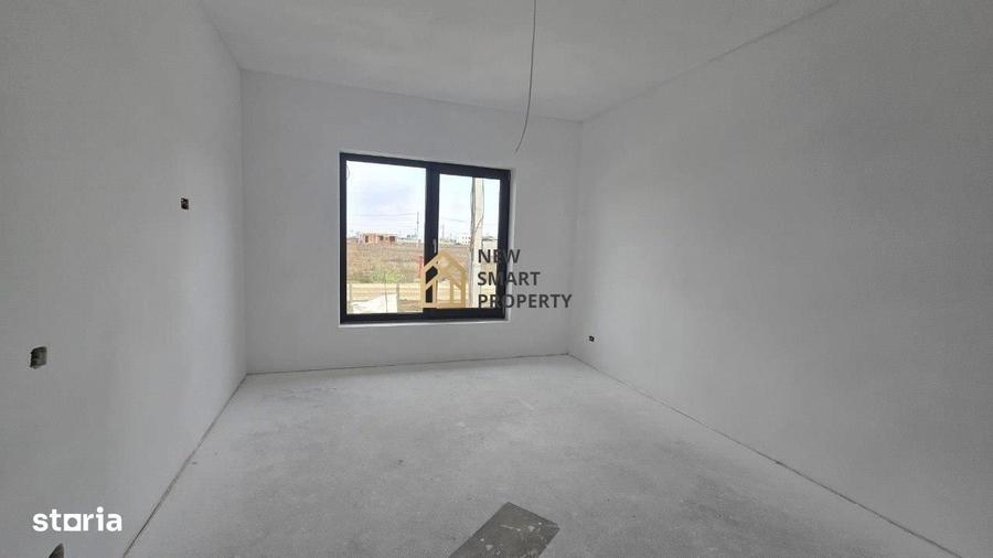 Casă cu 4 camere cu Teren 553 Mp în Sântandrei