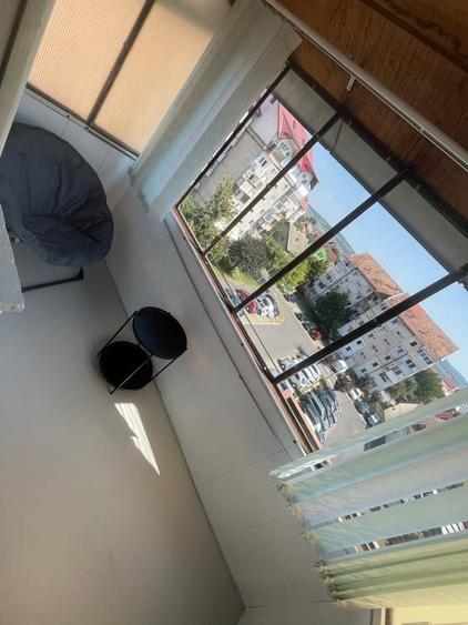Apartament cu 3 camere decomandat în Terezian