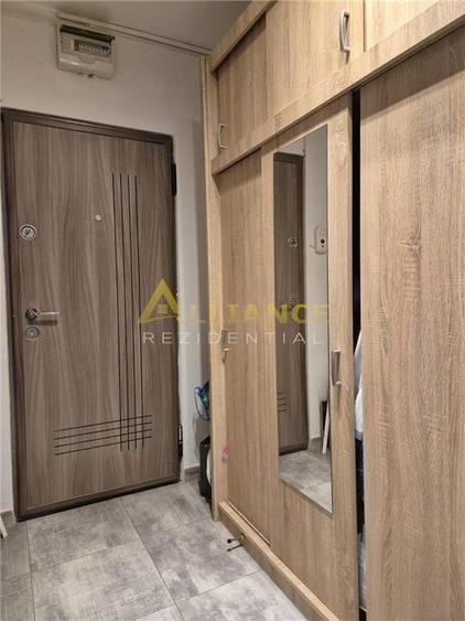 Apartament cu 3 camere decomandat, mobilat în Camil Ressu