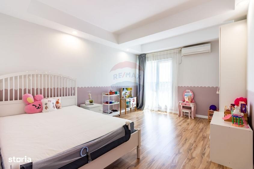 Apartament cu 4 camere în Pipera