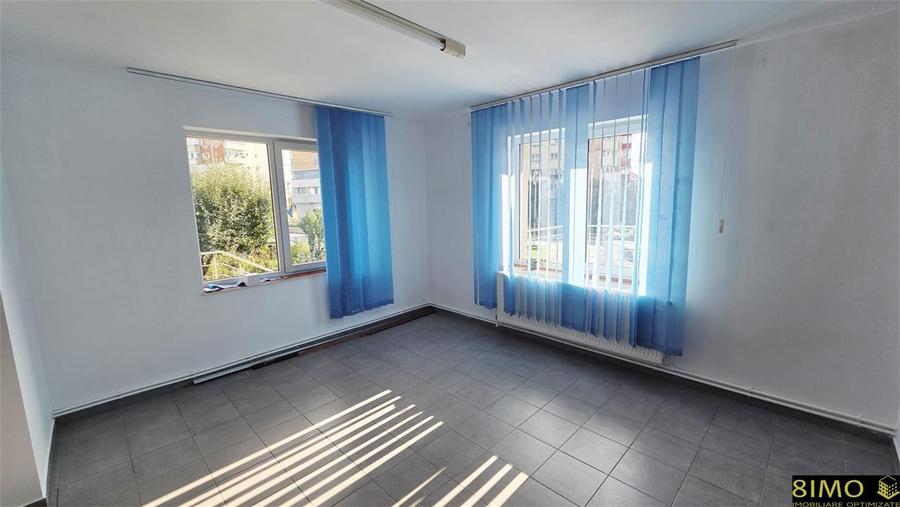 Birou, de 100 mp, în Burdujeni
