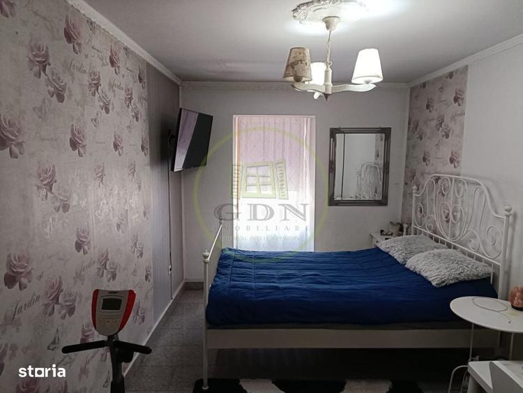 Casă cu 4 camere în Central