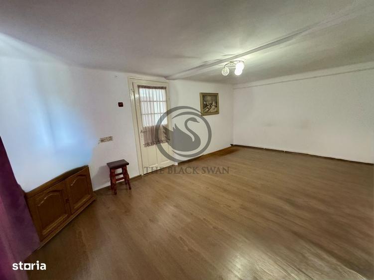 Casă cu 4 camere cu Teren 3117 Mp în Dumbrăvești