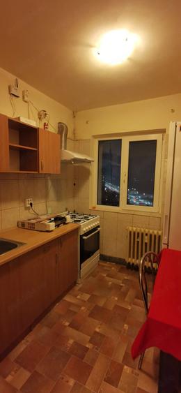 Apartament cu 2 camere decomandat în Berceni