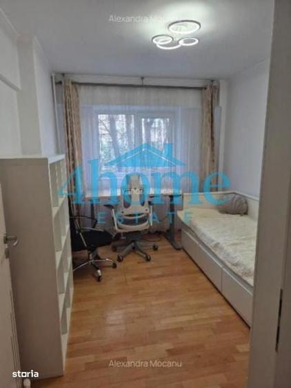 Apartament cu 3 camere în Tineretului