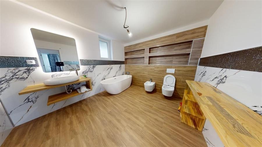 Duplex cu 4 camere cu Canalizare în Daia