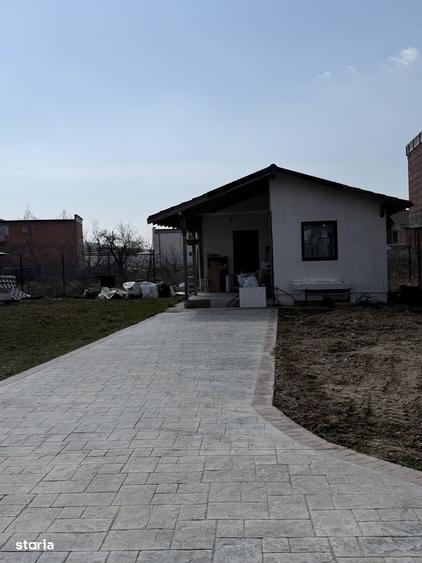 Casă în Central