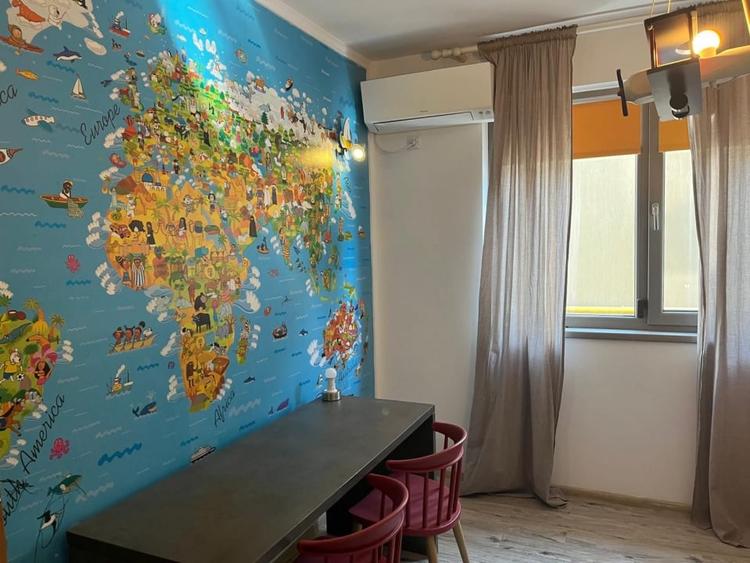 Apartament cu 3 camere decomandat, mobilat în Tei