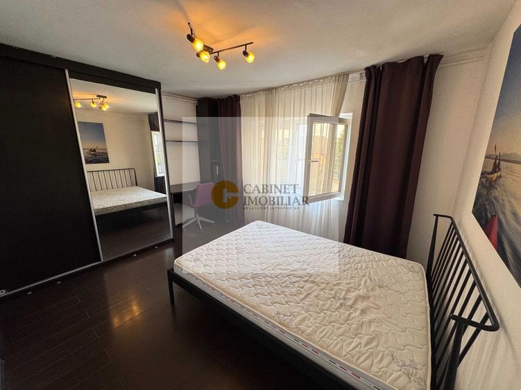 Apartament cu 2 camere decomandat, mobilat în Decebal
