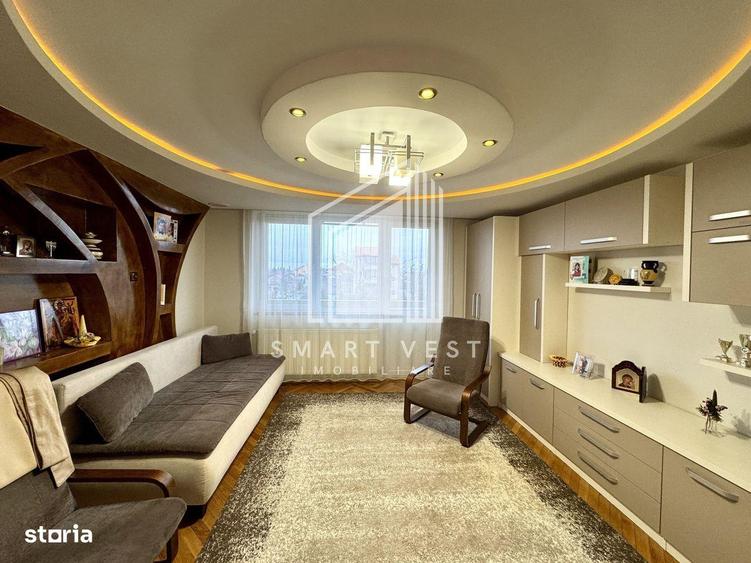 Apartament cu 3 camere decomandat în Careiului