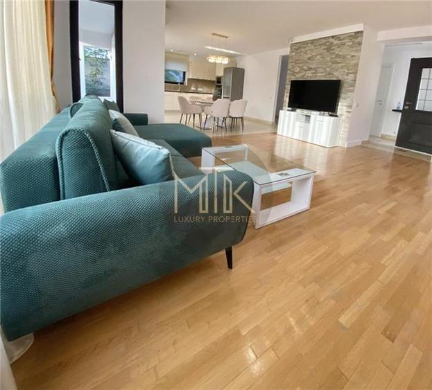 Duplex cu 6 camere cu Piscina în Pipera