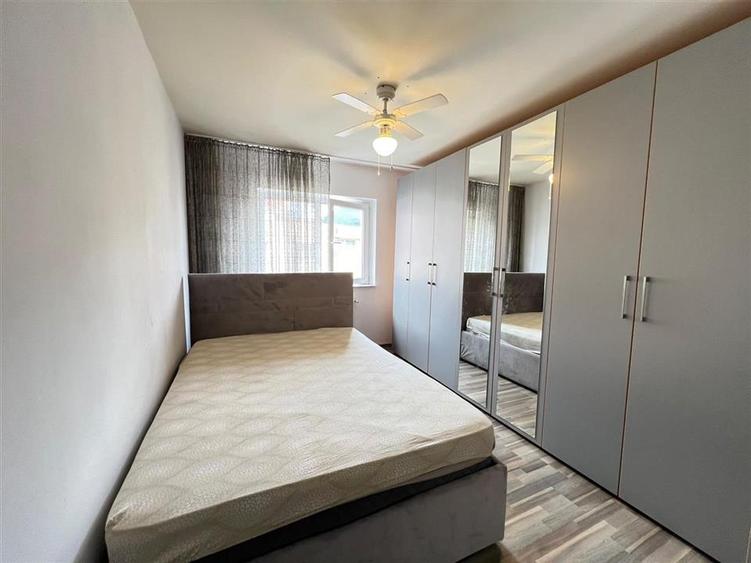Apartament cu 3 camere decomandat, mobilat în Astra