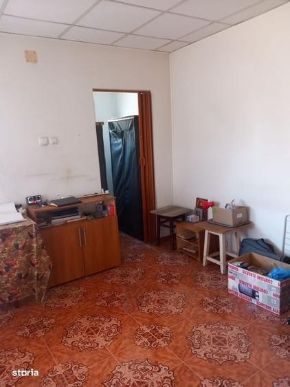 Casă cu 3 camere în Bughea de Sus