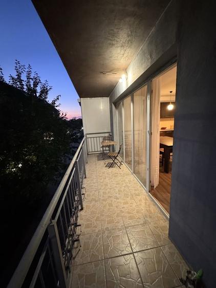 Apartament cu 2 camere decomandat în Drumul Taberei