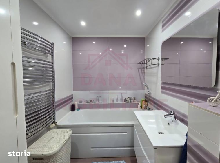 Apartament cu 4 camere, mobilat în Micro IV