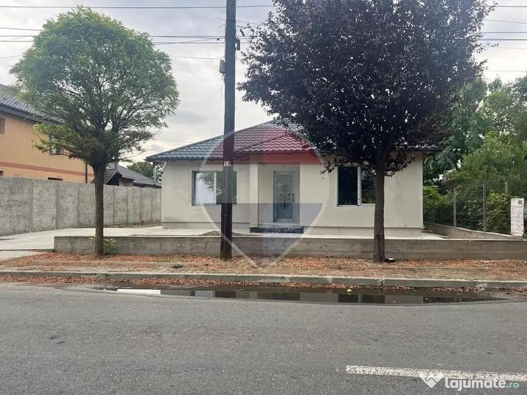 Casă cu 3 camere cu Teren 357 Mp în Ceardac