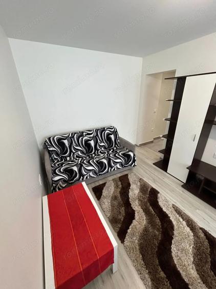 Apartament cu 3 camere decomandat în Dacia