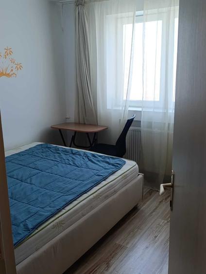 Apartament cu 2 camere decomandat în Drumul Taberei