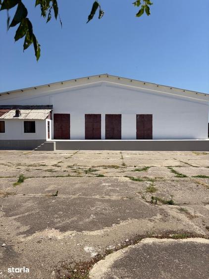 Spațiu comercial, de 1,250 mp, în Exterior Vest