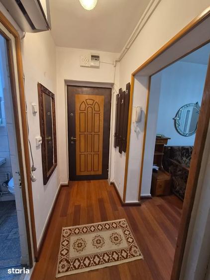 Apartament cu 2 camere decomandat în Energiei