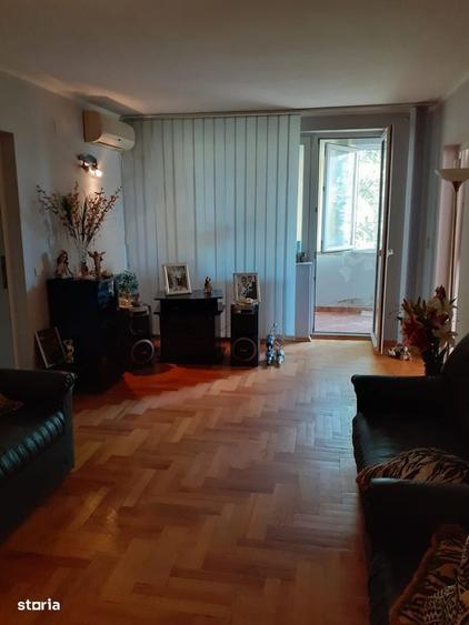 Apartament cu 4 camere în Central