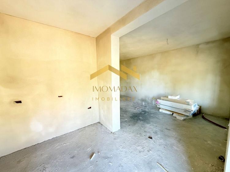 Duplex cu 3 camere cu Canalizare în Utvin