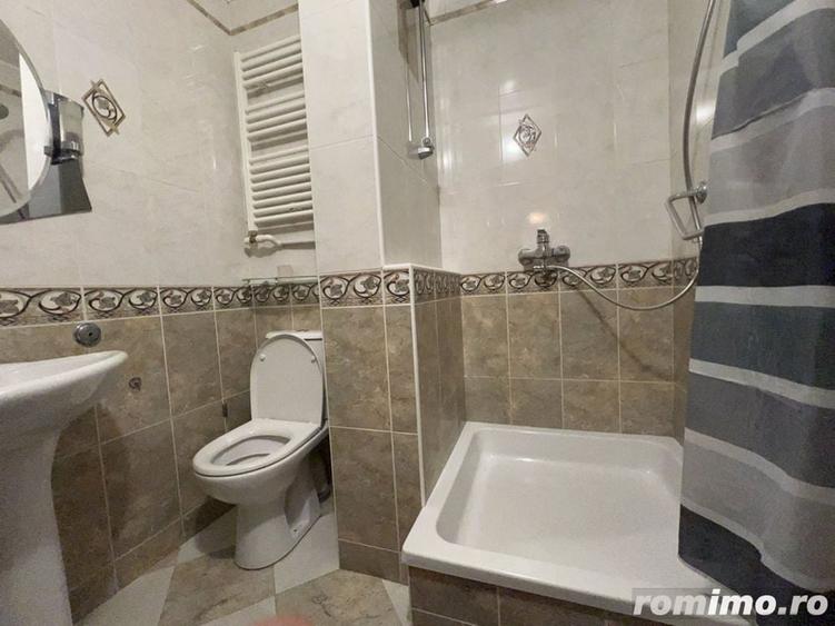 Garsonieră decomandată în Păcii