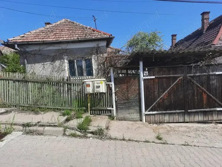Teren de 460 mp, în Gară
