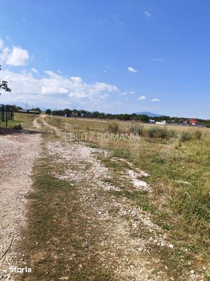 Teren intravilan de vanzare, 1.279 mp, zona Sanpetru