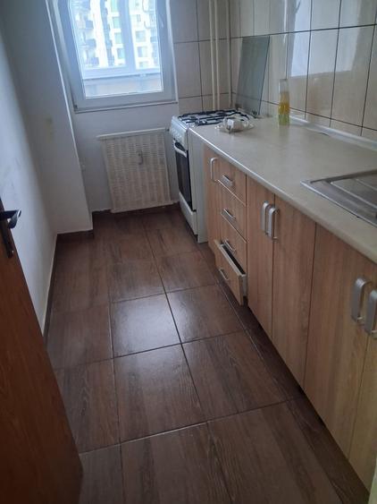 Garsoniera de inchiriat zona Mega Mall - 11