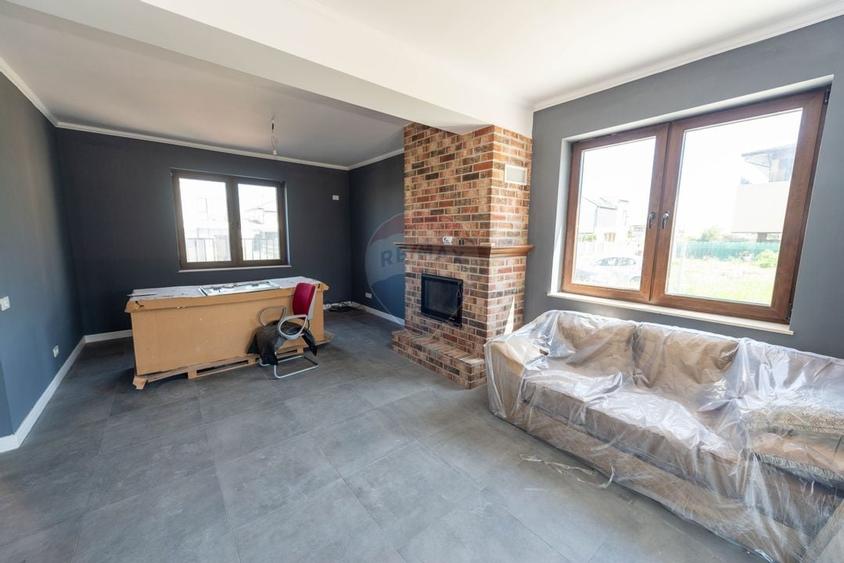 Casa / Vila 5 camere de vanzare in zona Odai Otopeni - 2