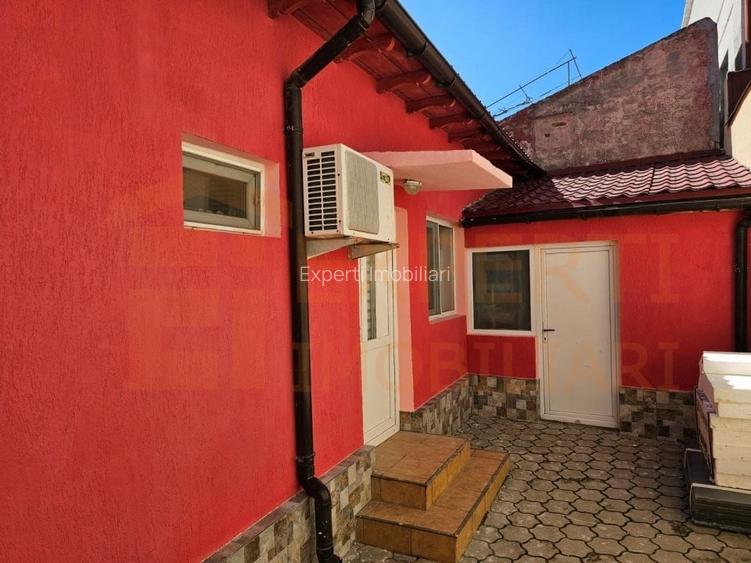 Casa 3 camere situata in zona Stadion