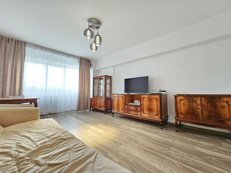 Nicolae Titulescu- Banu Manta-Basarab| Ap. 3c  spatios la cheie! - 3